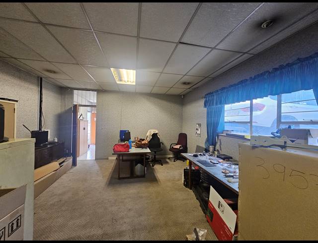 600M² WAREHOUSE FOR SALE IN ACTIVIA PARK
